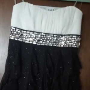 Speechless Strapless Jeweled Formal Dress White/Black Size S